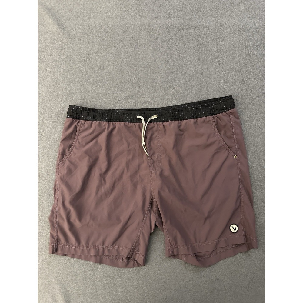 Vuori Kore Shorts Men's 2XL Red 7" Inseam Lined Performance Stretch V302
